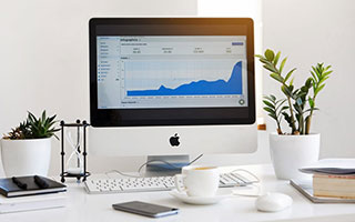 中超直播-【英超】铁腰双响破纪录 B费2射1传 曼联6比2利兹联